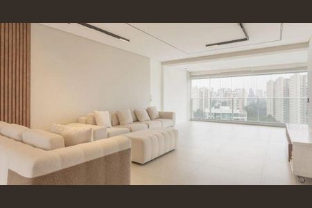 Apartamento à venda com 4 quartos, 213m² em Vila Nair, São Paulo