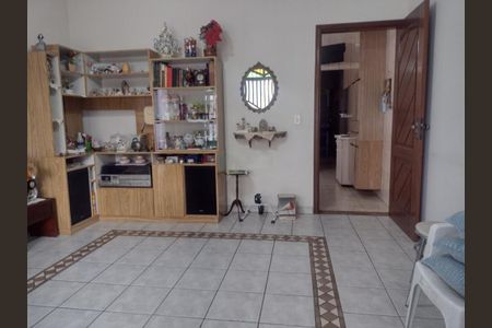 Casa à venda com 2 quartos, 70m² em Parque dos Bancarios, São Paulo