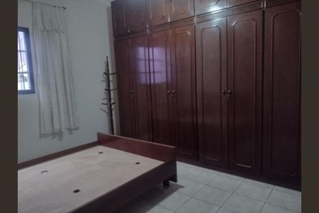 Casa à venda com 2 quartos, 70m² em Parque dos Bancarios, São Paulo