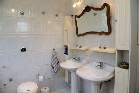 Casa à venda com 350m², 5 quartos e 5 vagas