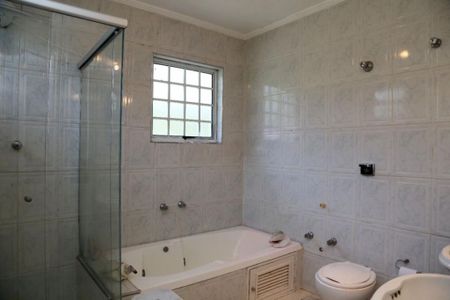Casa à venda com 350m², 5 quartos e 5 vagas
