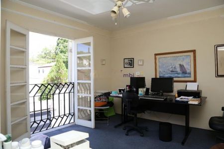 Casa à venda com 350m², 5 quartos e 5 vagas