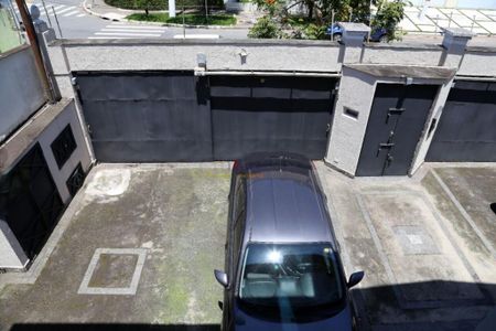 Casa à venda com 350m², 5 quartos e 5 vagas
