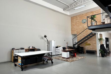 Casa à venda com 278m², 4 quartos e 6 vagas