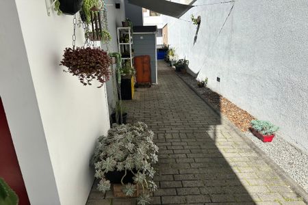 Casa à venda com 278m², 4 quartos e 6 vagas