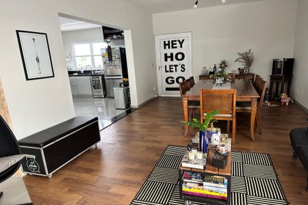 Casa à venda com 4 quartos, 278m² em Jardim Santo Amaro, São Paulo