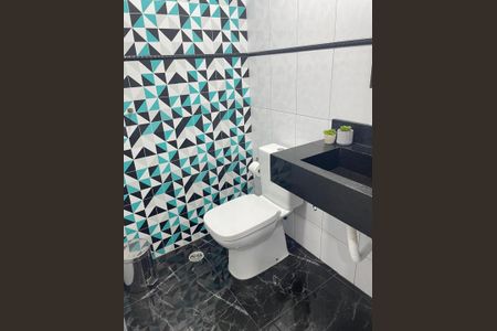 Casa à venda com 69m², 2 quartos e 1 vaga