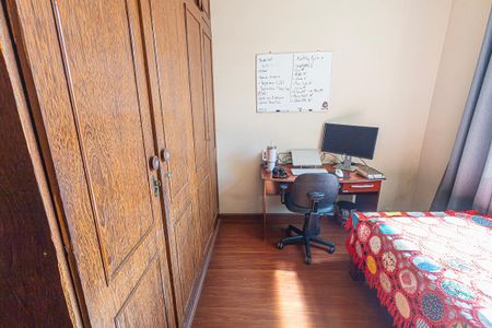 Apartamento à venda com 97m², 3 quartos e 1 vagaquarto 2