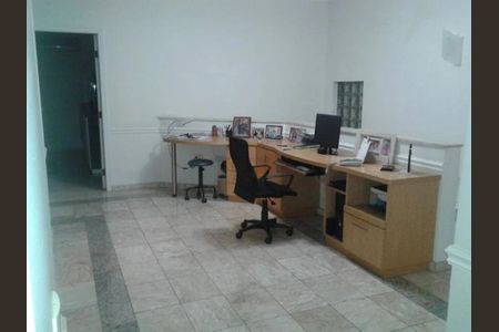 Casa à venda com 4 quartos, 350m² em Brooklin, São Paulo