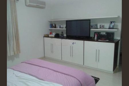 Casa à venda com 4 quartos, 350m² em Brooklin, São Paulo