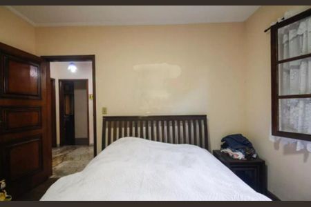 Casa à venda com 3 quartos, 345m² em Vila Fernandes, São Paulo