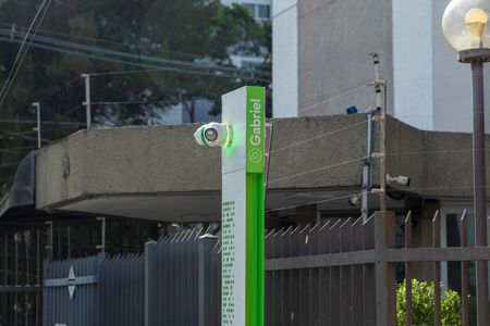 Apartamento para alugar com 87m², 2 quartos e 1 vagaFachada