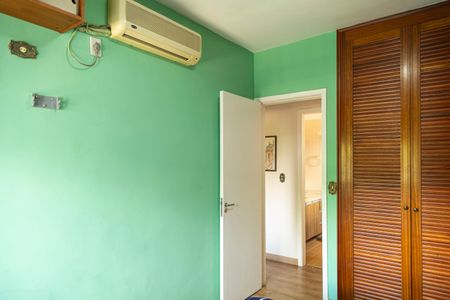 Quarto 1 de apartamento para alugar com 2 quartos, 87m² em Santo Amaro, São Paulo