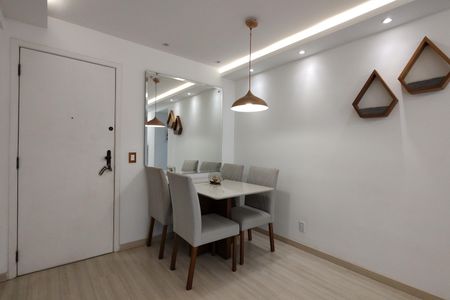 Apartamento à venda com 68m², 2 quartos e 1 vagaSala