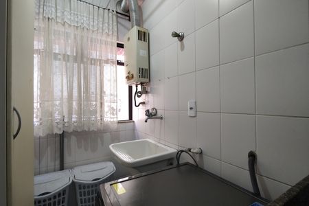 Apartamento à venda com 68m², 2 quartos e 1 vagaÁrea de Serviço