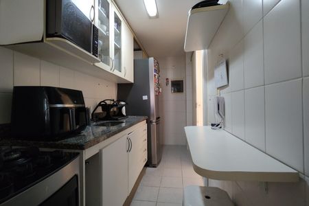 Apartamento à venda com 68m², 2 quartos e 1 vagaCozinha - Armários