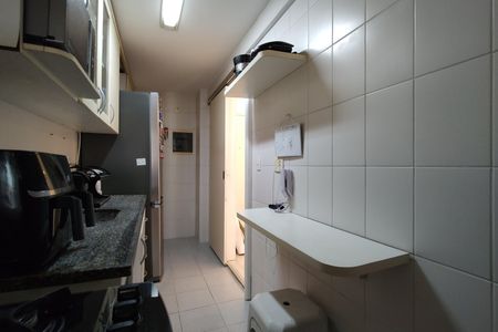 Apartamento à venda com 68m², 2 quartos e 1 vagaCozinha - Armários