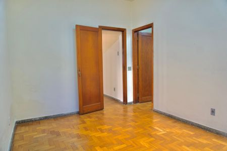 Sala de casa para alugar com 3 quartos, 150m² em Alto Caiçaras, Belo Horizonte
