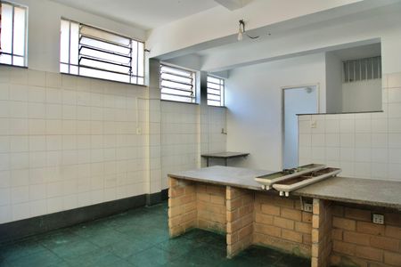 Casa para alugar com 150m², 3 quartos e 1 vagaÁrea de Serviço