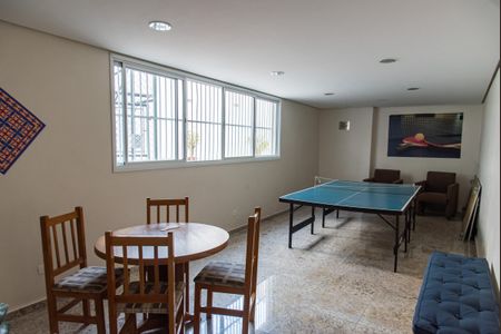 Apartamento para alugar com 90m², 3 quartos e 1 vaga Apartamento para alugar com 90m², 3 quartos e 1 vagaSala de jogos