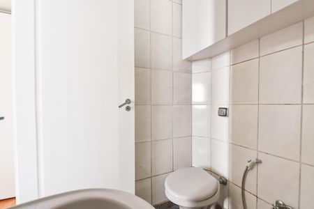 Apartamento para alugar com 90m², 3 quartos e 1 vaga Apartamento para alugar com 90m², 3 quartos e 1 vagaBanheiro da suíte