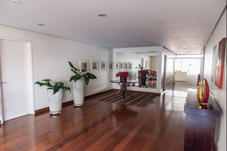 Apartamento para alugar com 90m², 3 quartos e 1 vaga Apartamento para alugar com 90m², 3 quartos e 1 vagaHall de entrada