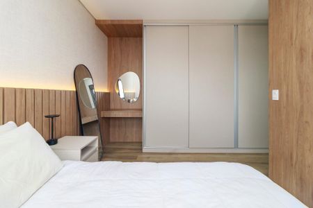 Apartamento para alugar com 210m², 2 quartos e 2 vagasSuíte