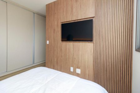 Apartamento para alugar com 210m², 2 quartos e 2 vagasSuíte