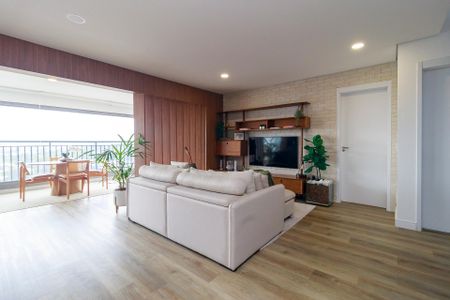 Sala de apartamento para alugar com 2 quartos, 210m² em Santo Amaro, São Paulo