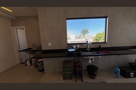 Apartamento à venda com 124m², 2 quartos e 1 vagaCobertura - Cozinha