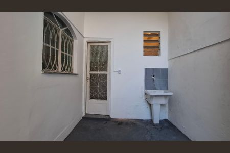 Casa para alugar com 50m², 2 quartos e sem vagaÁrea de Serviço