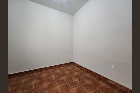 Quarto de casa para alugar com 1 quarto, 50m² em Cascadura, Rio de Janeiro