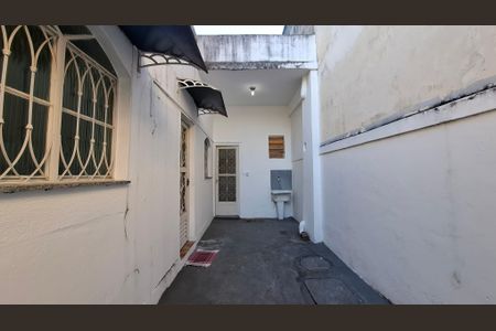 Casa para alugar com 50m², 2 quartos e sem vagaÁrea de Serviço