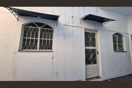 Casa para alugar com 50m², 2 quartos e sem vagaFachada