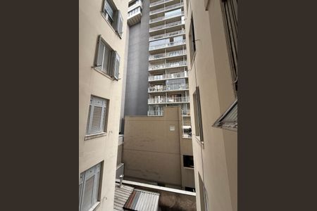 Apartamento para alugar com 95m², 3 quartos e sem vaga Apartamento para alugar com 95m², 3 quartos e sem vagaVista