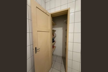 Apartamento para alugar com 95m², 3 quartos e sem vaga Apartamento para alugar com 95m², 3 quartos e sem vagaDispensa