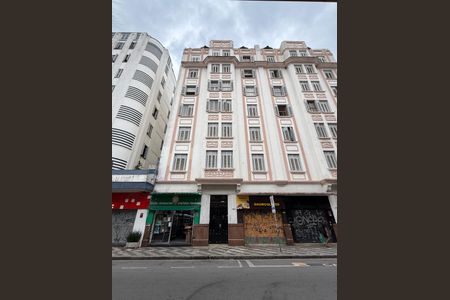 Apartamento para alugar com 95m², 3 quartos e sem vaga Apartamento para alugar com 95m², 3 quartos e sem vagaFachada
