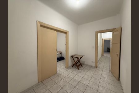 Corredor de apartamento para alugar com 3 quartos, 95m² em Vila Buarque, São Paulo