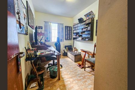 Casa para alugar com 240m², 5 quartos e 2 vagas Casa para alugar com 240m², 5 quartos e 2 vagasQuarto 1