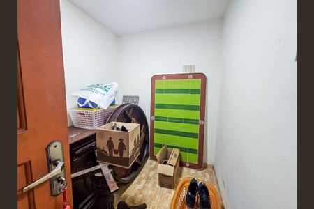 Casa para alugar com 240m², 5 quartos e 2 vagas Casa para alugar com 240m², 5 quartos e 2 vagasQuarto de Serviço
