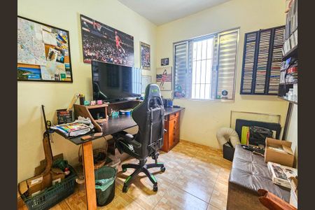 Casa para alugar com 240m², 5 quartos e 2 vagas Casa para alugar com 240m², 5 quartos e 2 vagasQuarto 1