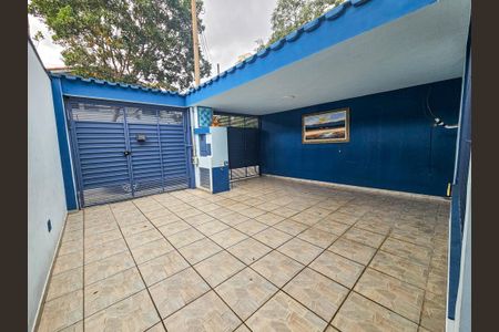 Casa para alugar com 240m², 5 quartos e 2 vagas Casa para alugar com 240m², 5 quartos e 2 vagasGaragem