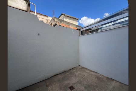 Casa para alugar com 2 quartos, 90m² em Santa Terezinha, Belo Horizonte