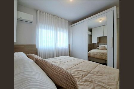 Apartamento para alugar com 59m², 2 quartos e 2 vagasSuíte