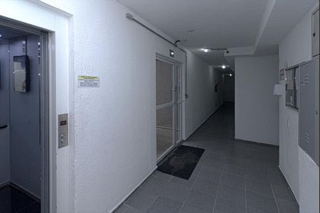 Apartamento à venda com 42m², 2 quartos e sem vagahall de entrada_1