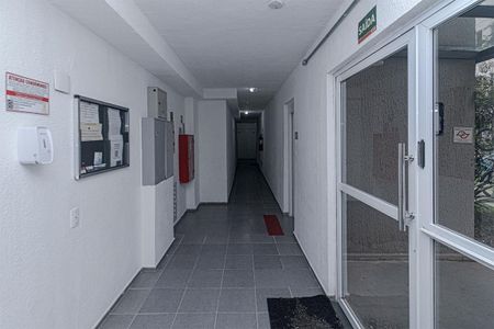 Apartamento à venda com 42m², 2 quartos e sem vagahall de entrada_4