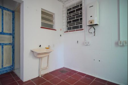 Casa para alugar com 130m², 3 quartos e 1 vagaÁrea de Serviço