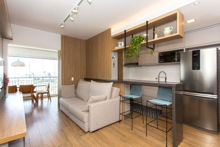 Sala de apartamento à venda com 2 quartos, 68m² em Aclimação, São Paulo