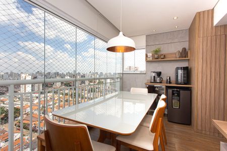 Apartamento à venda com 68m², 2 quartos e 2 vagas Apartamento à venda com 68m², 2 quartos e 2 vagasVaranda gourmet