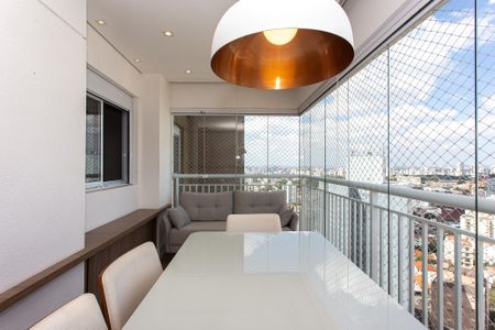 Apartamento à venda com 68m², 2 quartos e 2 vagas Apartamento à venda com 68m², 2 quartos e 2 vagasVaranda gourmet